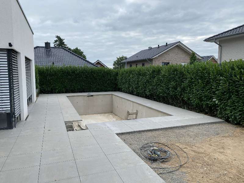 poolanlage_pflasterarbeiten-1